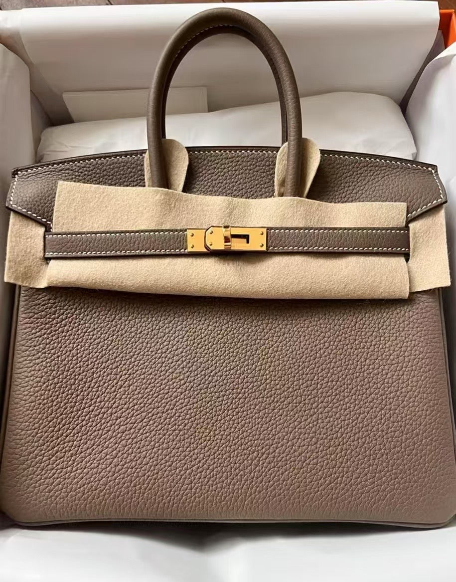 Hermès Birkin 25 in Etoupe Togo with Gold Hardware