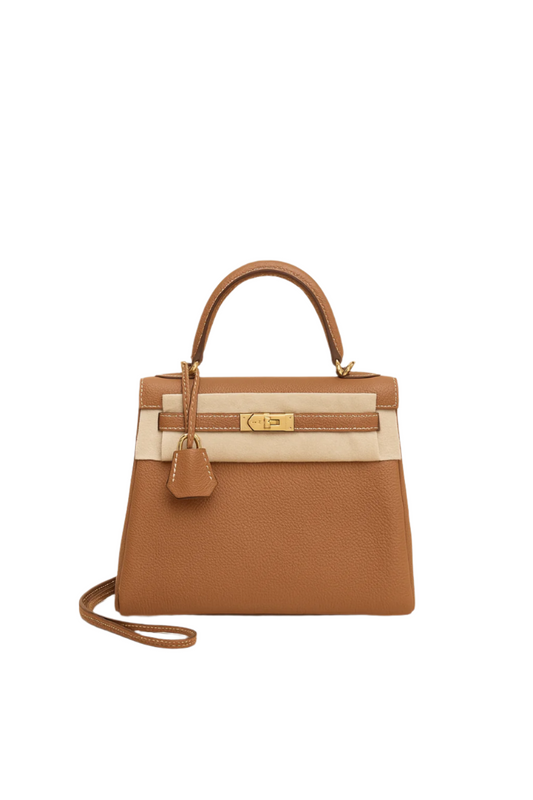 Hermès Kelly 25 in Gold Togo with Gold Hardware
