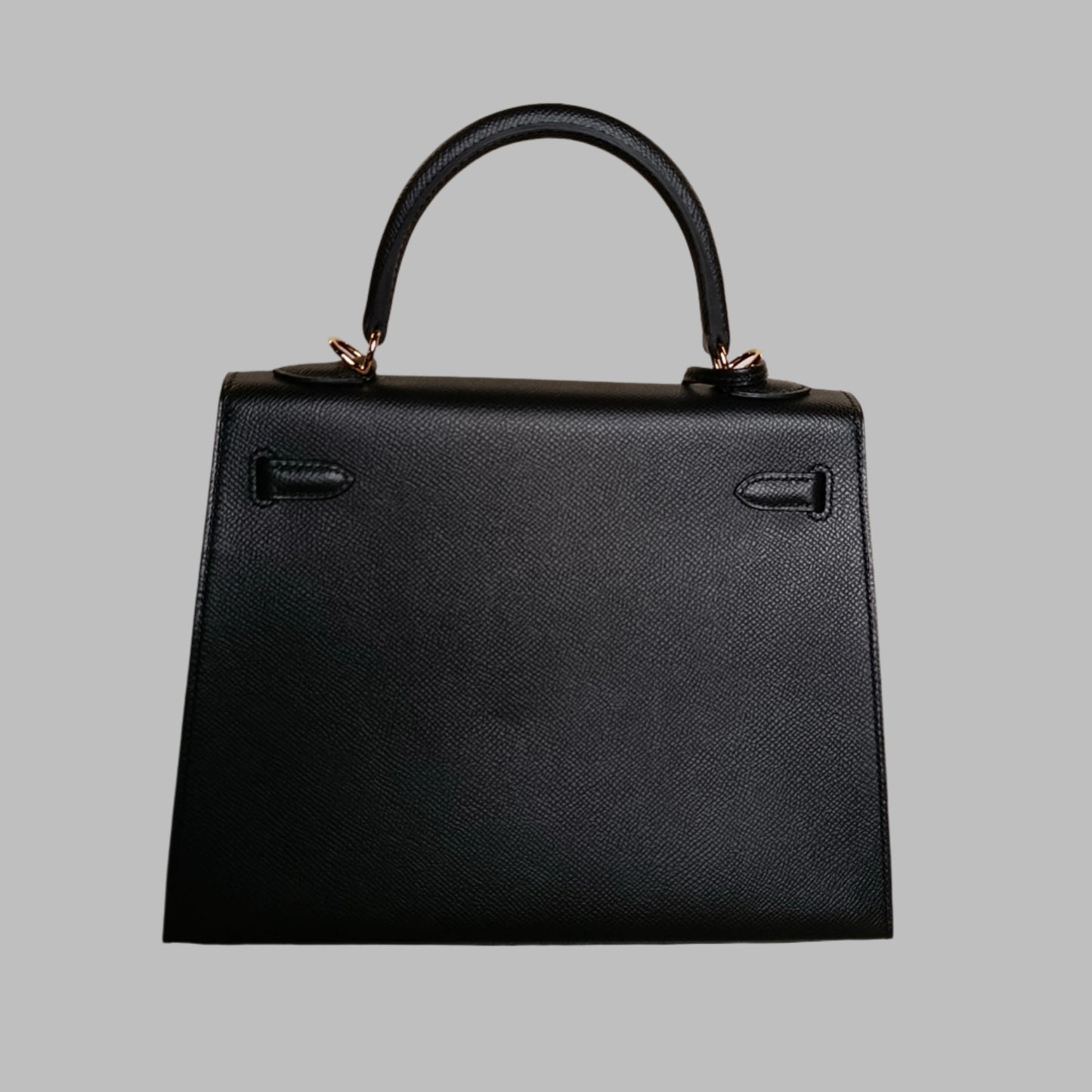 Hermès Kelly 25 /Black / Epsom/ Golden Accessories